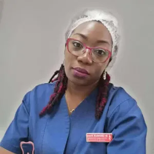 Dr. Diana EBONDJE : Chirurgien-dentiste